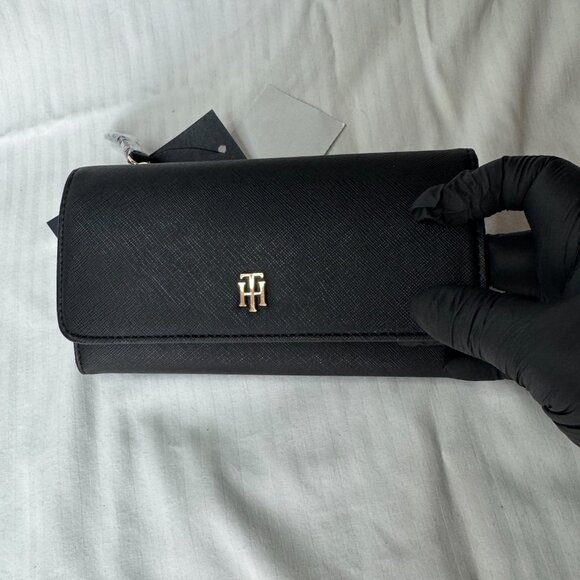 Tommy Hilfiger Ladies Tri Fold Wallet Black/Gray New - Picture 6 of 7